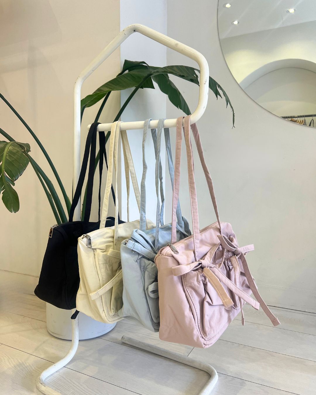 GARIS Two pocket bow bag