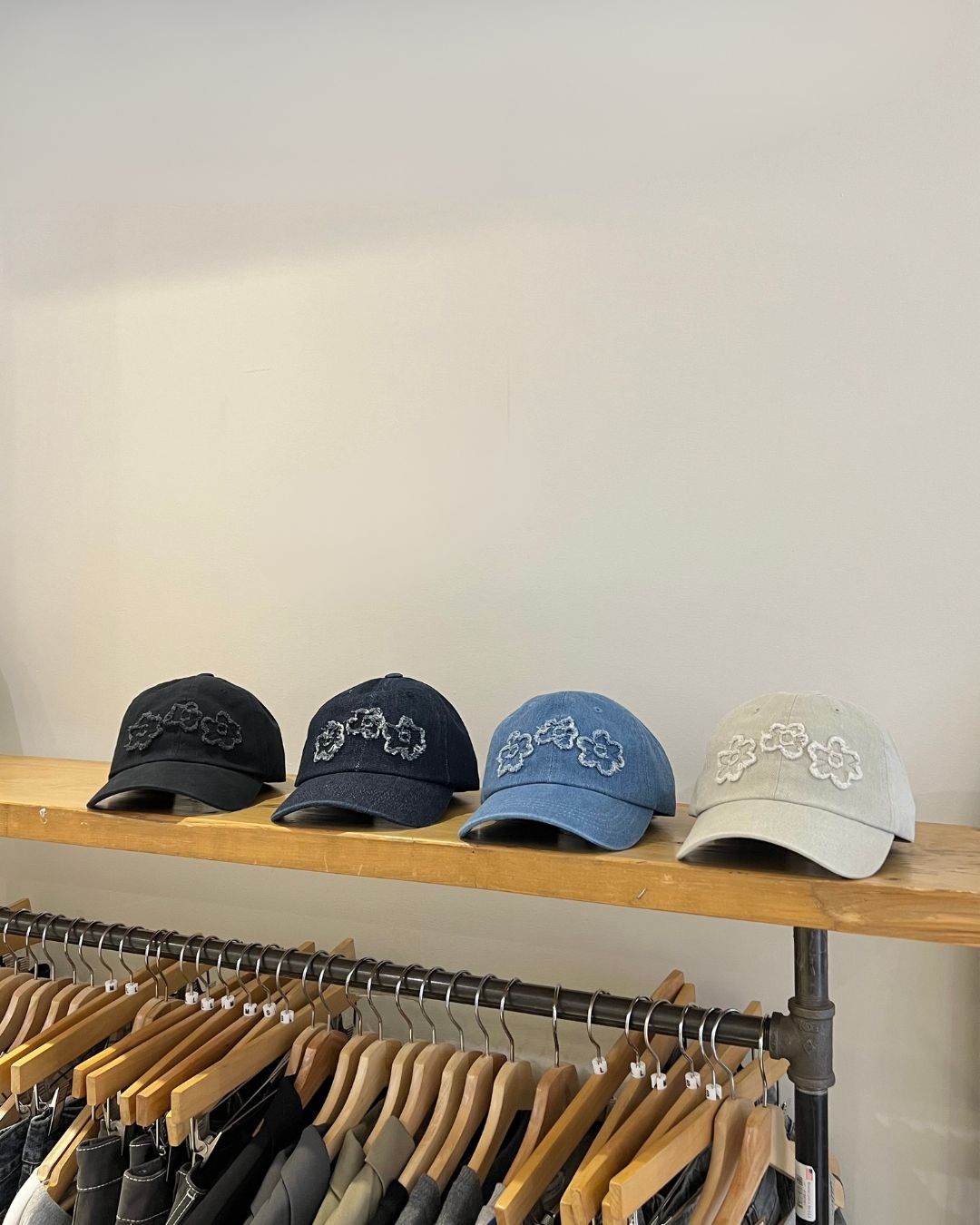 HII Flower patch denim cap
