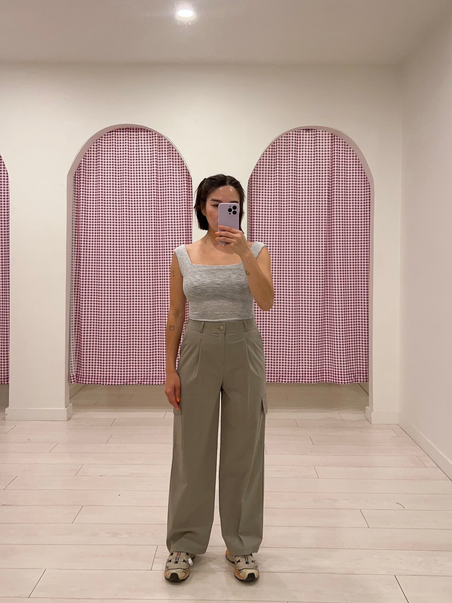 AMADO Cargo trousers