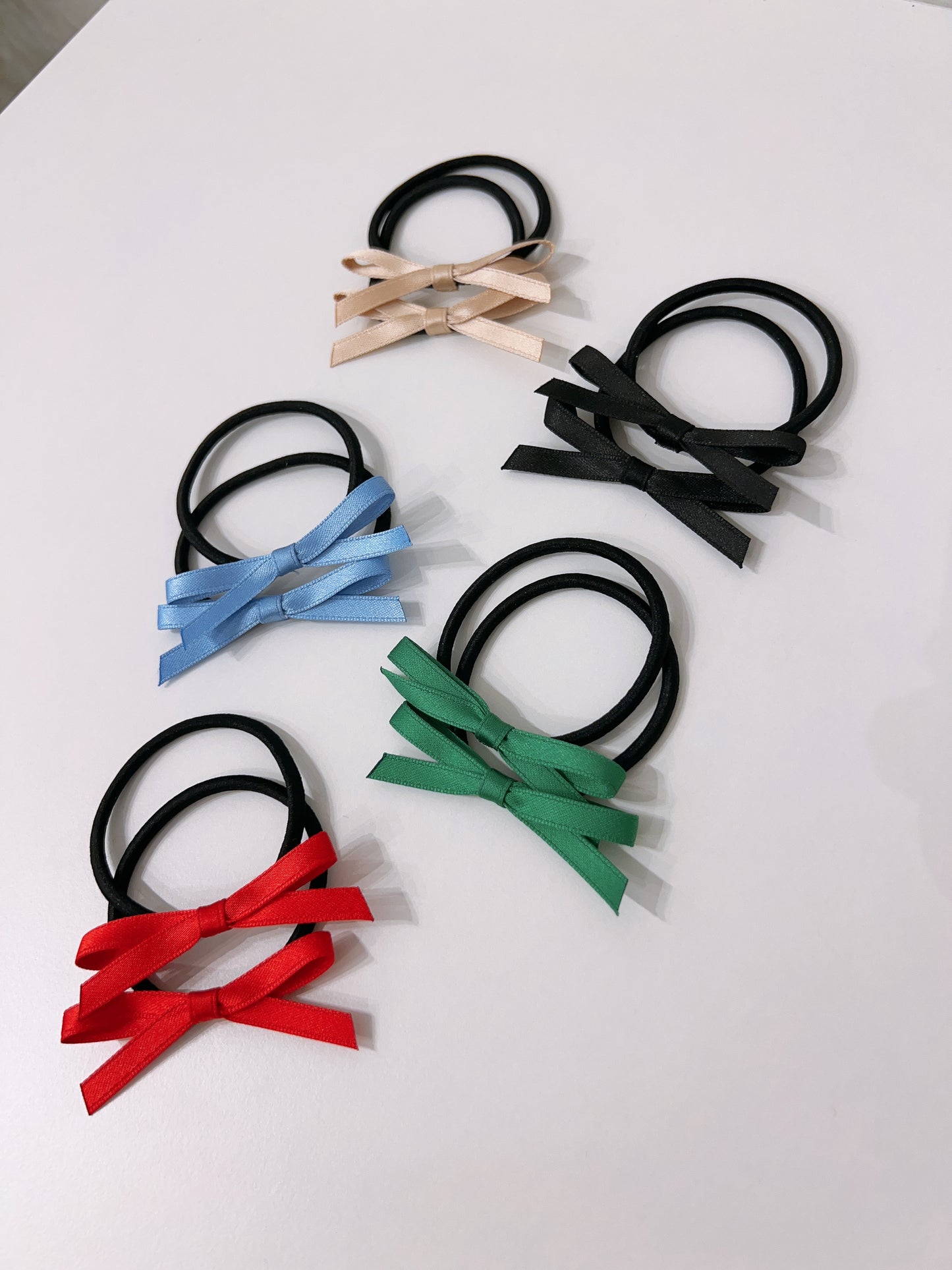 ORA Ribbon hair tie