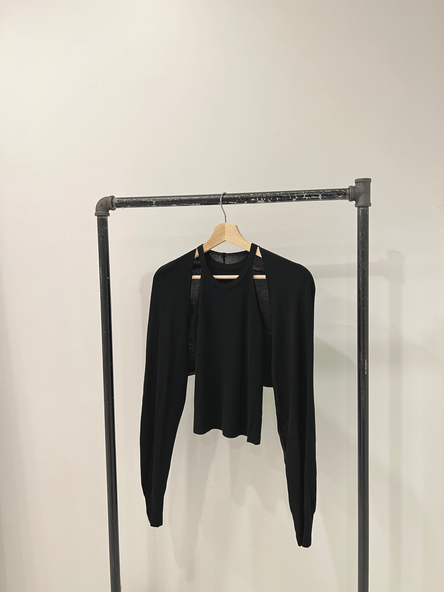 SOOMI Shrug set