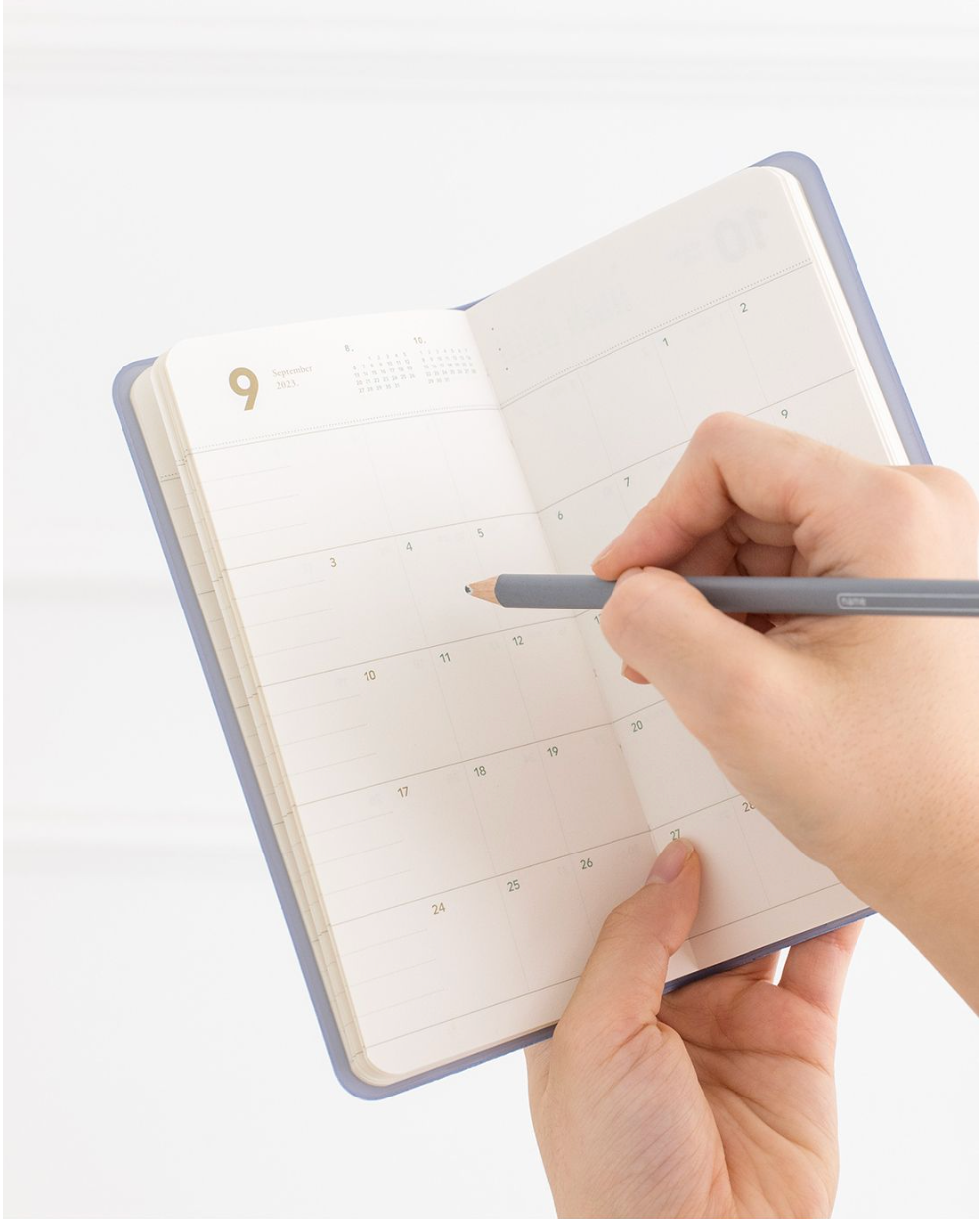 THINK Monthly planner