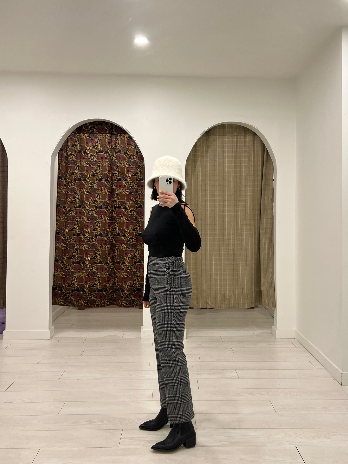 SHILA Glen plaid wool pants
