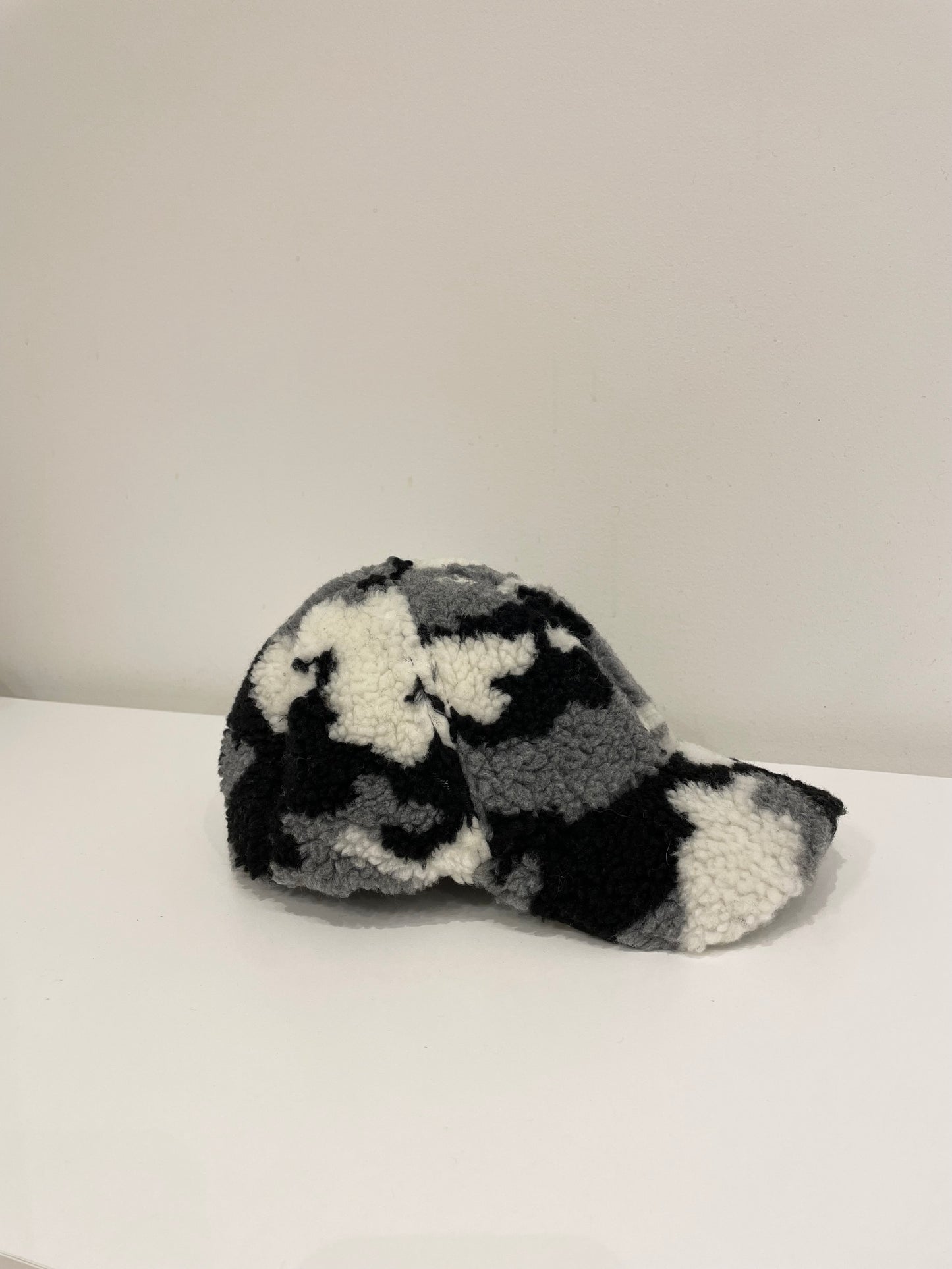 TYLER Camo high-pile cap