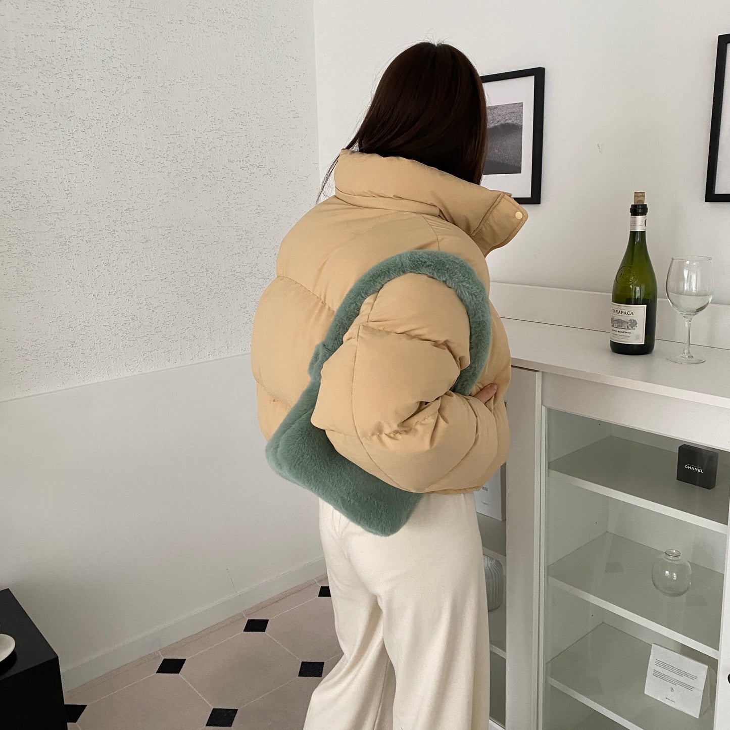 TALLA Furry shoulder bag