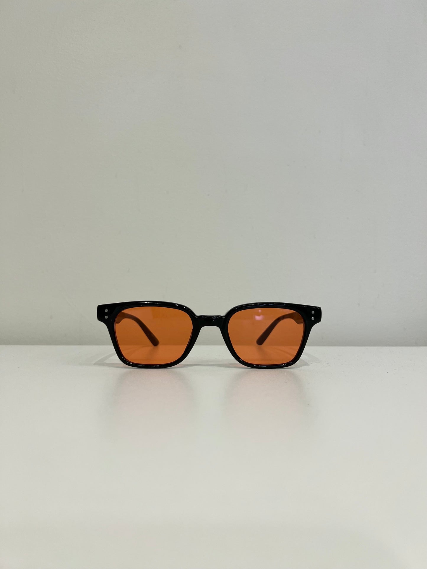 SHIRE Tinted glasses
