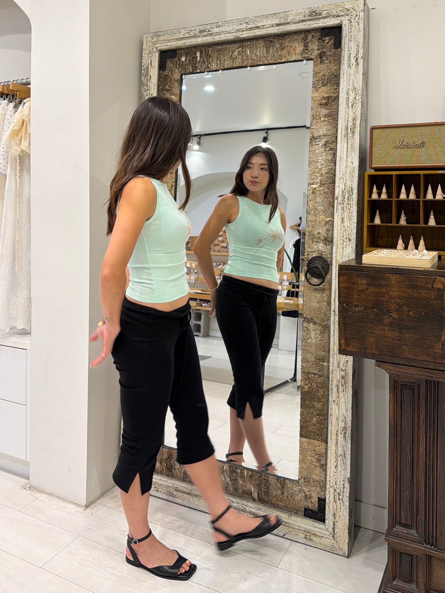 IRIS Floral tank