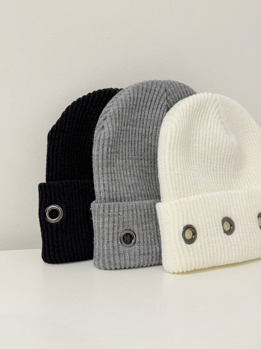 ISHA Eyelet beanie