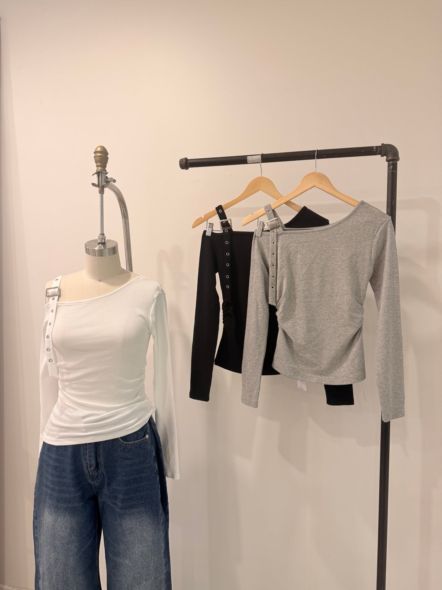 PARCH Belted shoulder top