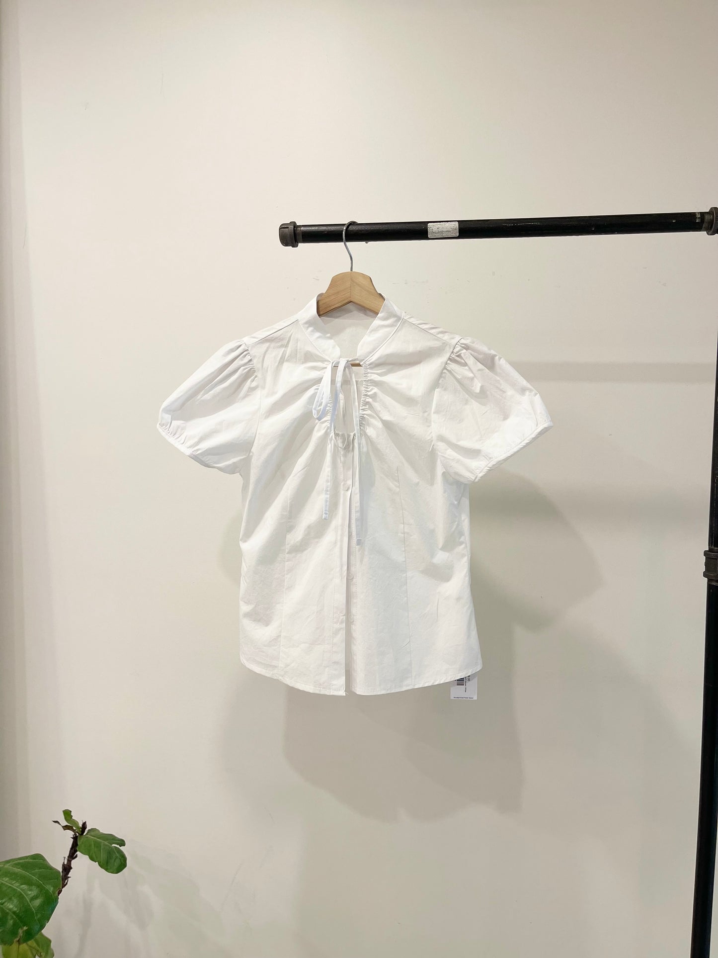 NOELLE Puff-sleeve tie-neck blouse