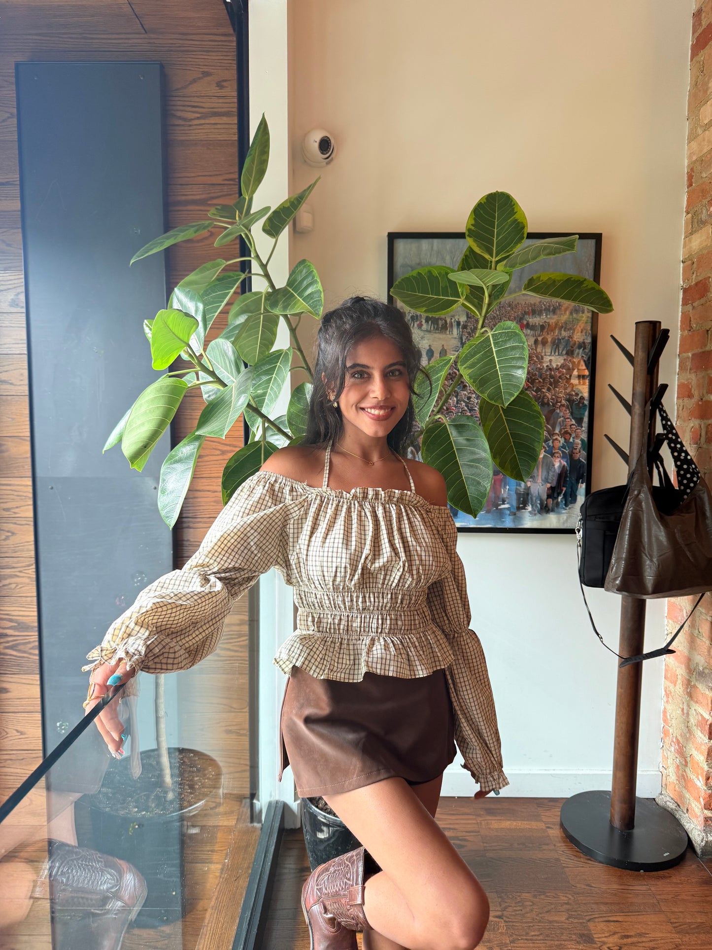 REASON Off shoulder blouse