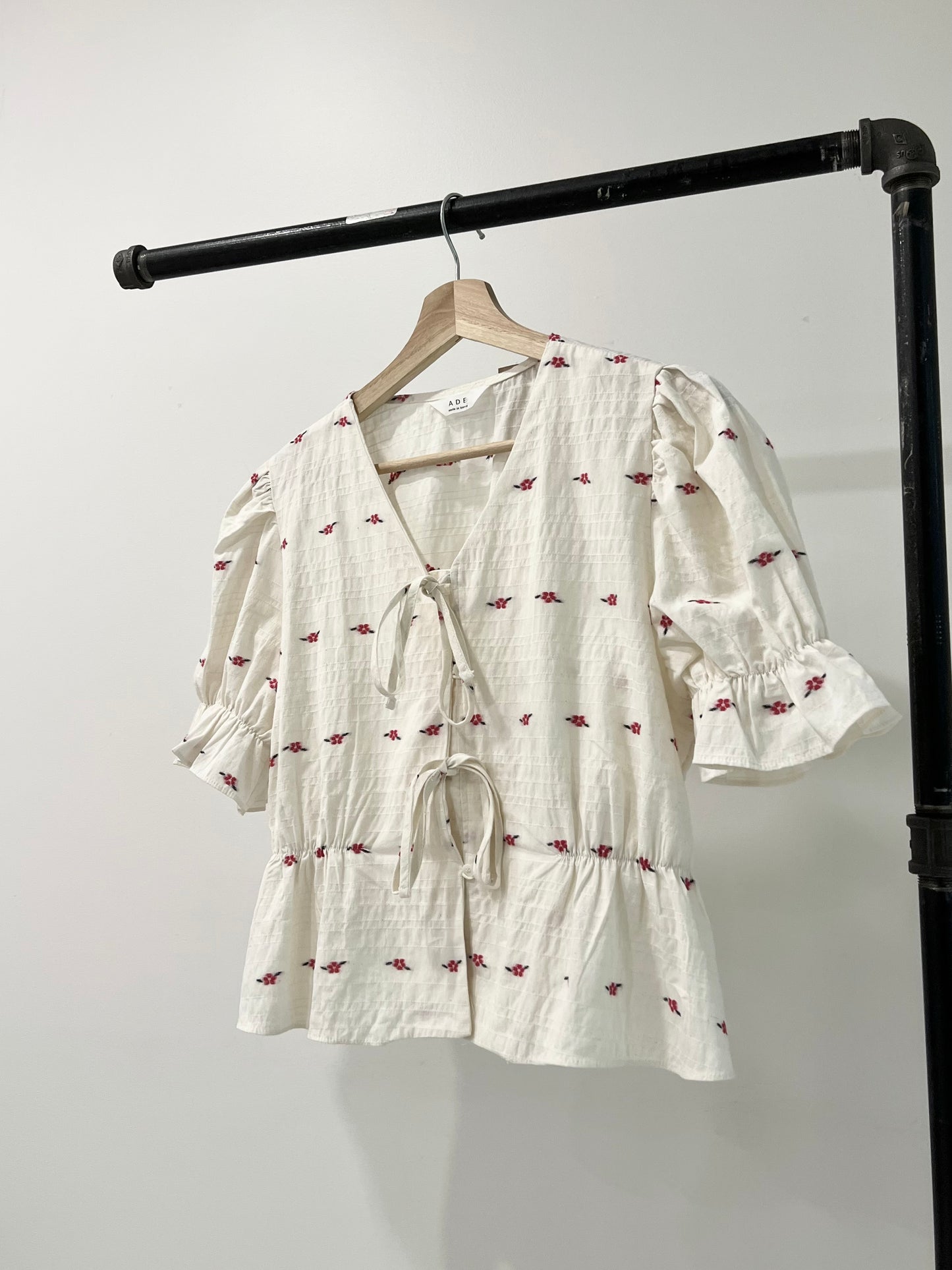 FLOW Blouse