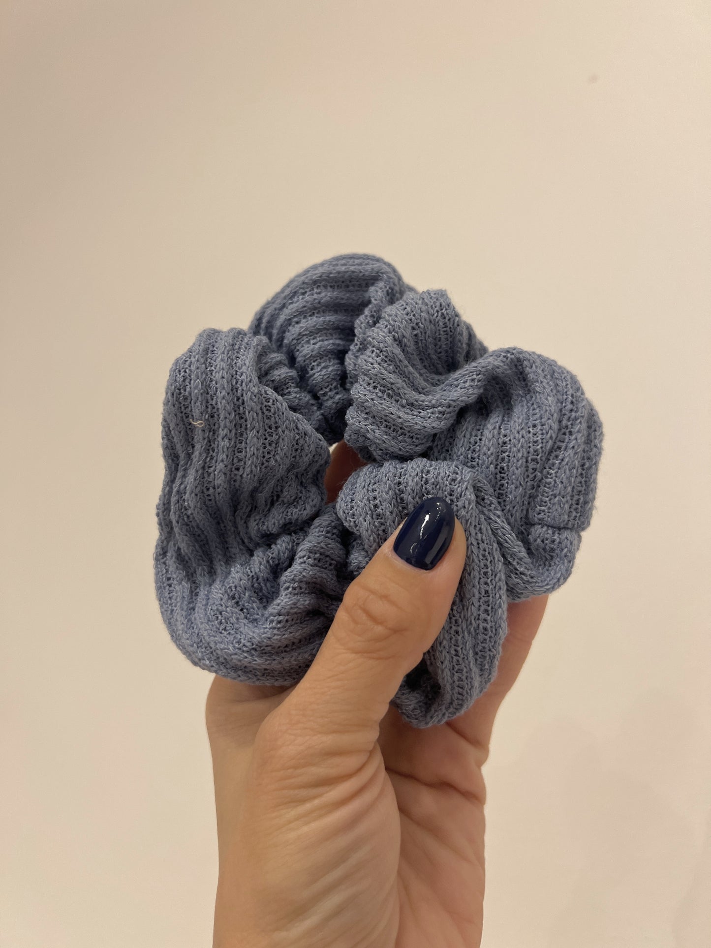 YAKO Sweater scrunchies