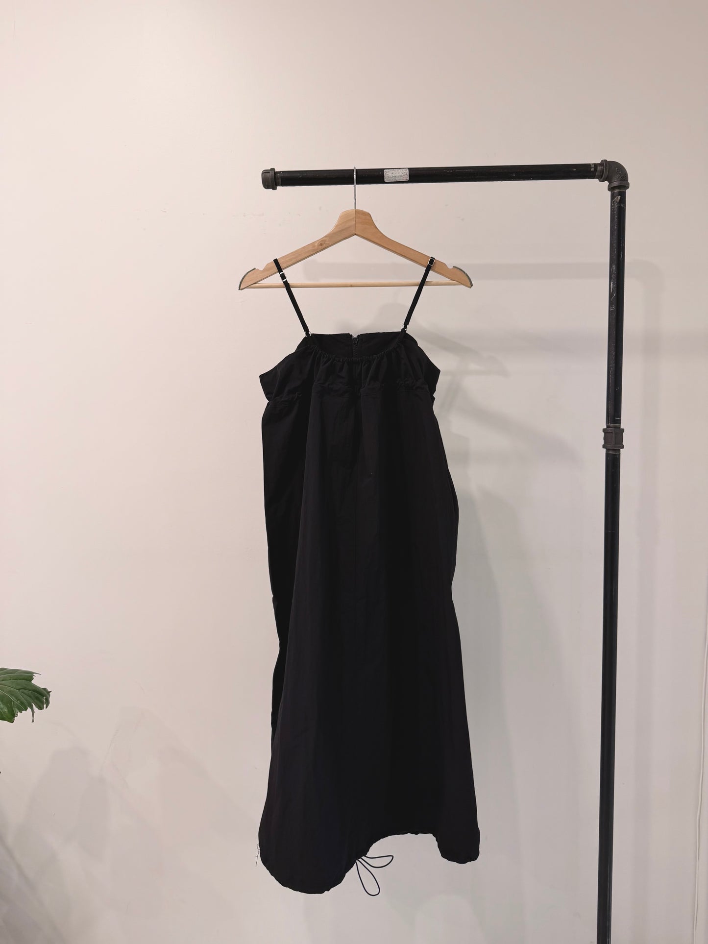 ELODIE Shirred maxi dress