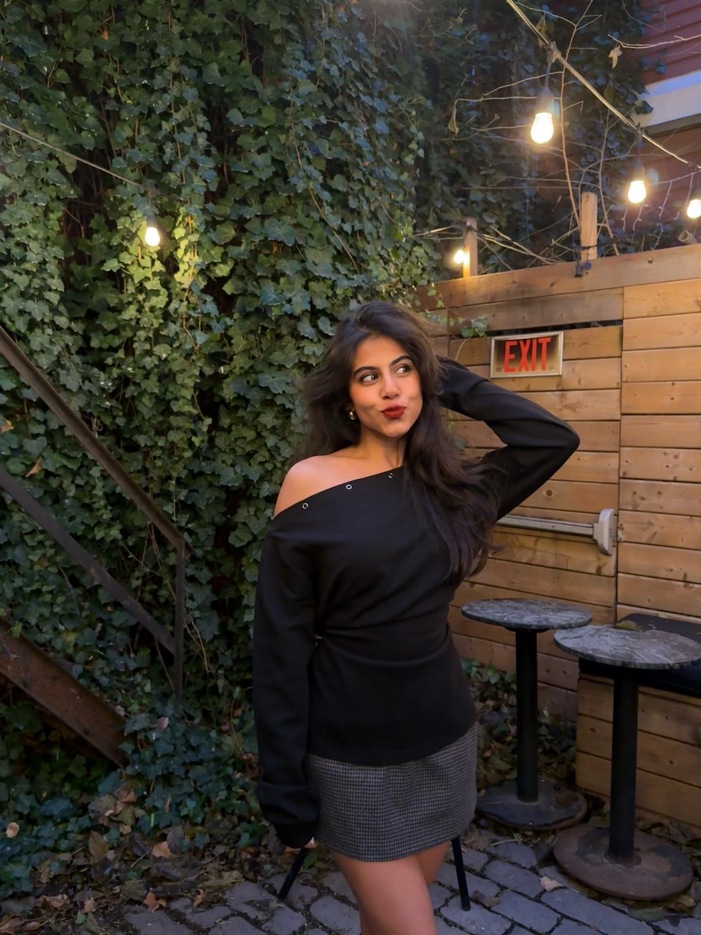 YO Snap button off shoulder top