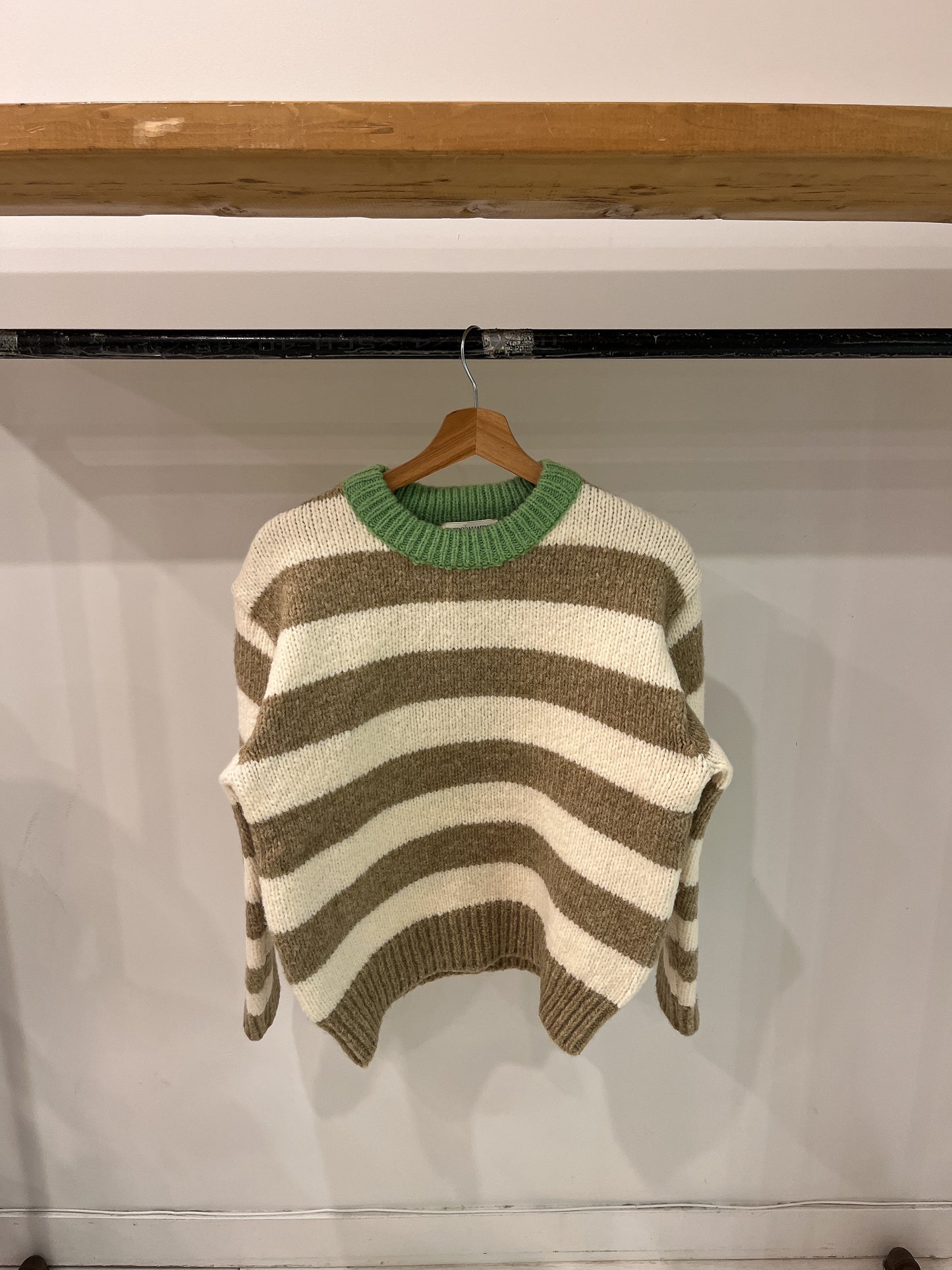 DEON Stripe sweater