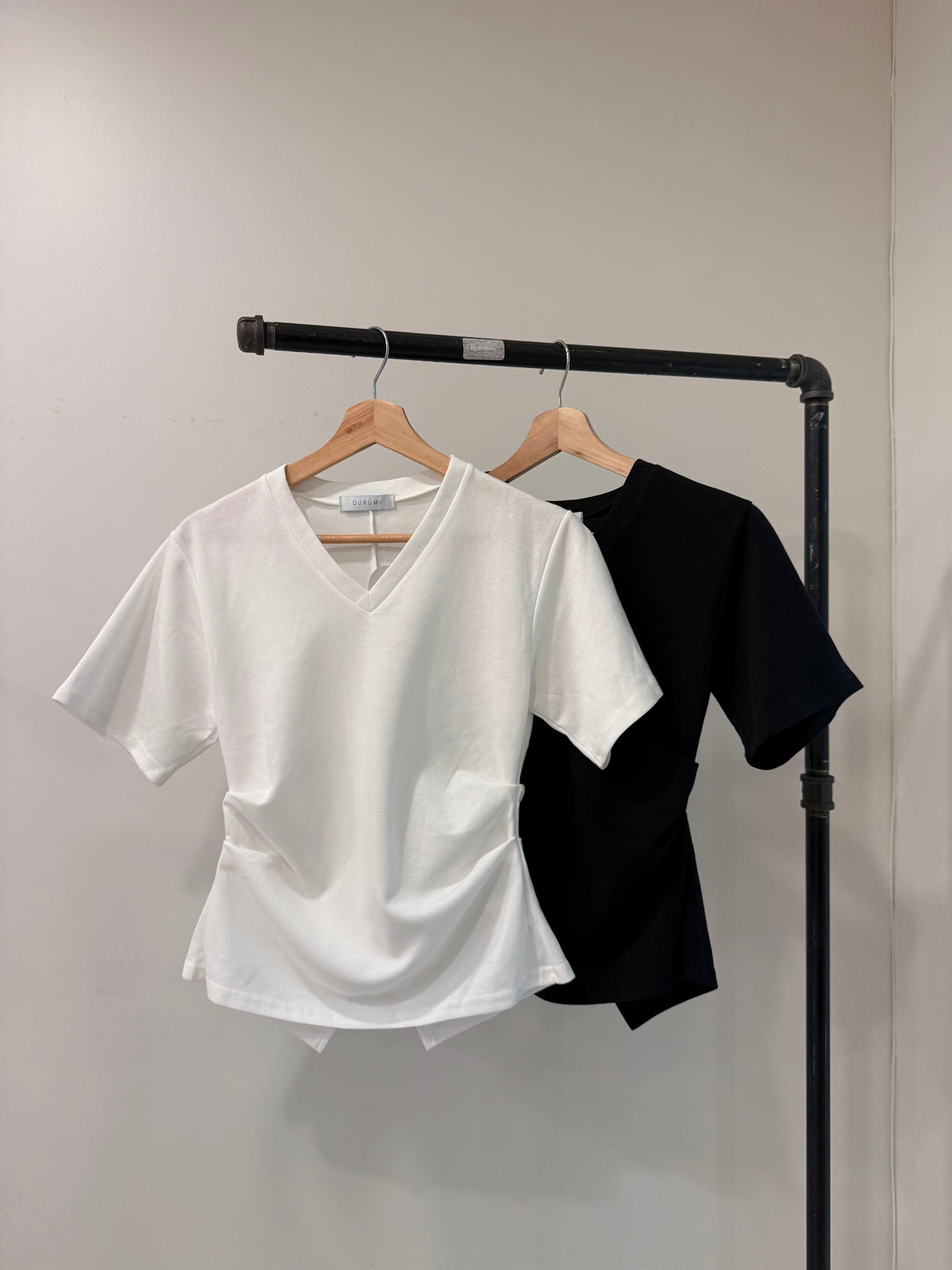 SYBIL V-neck tee