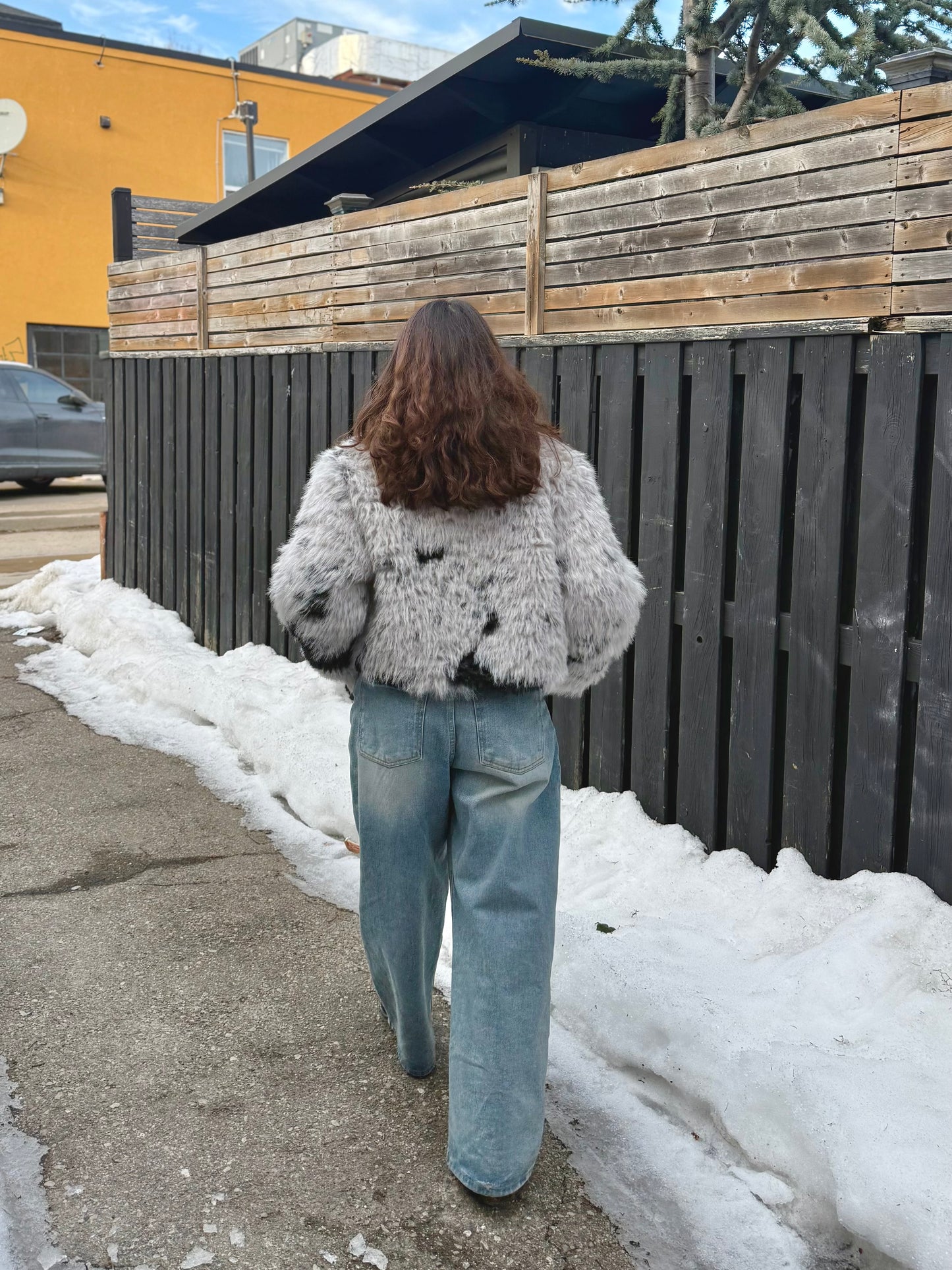 REONA Faux fur jacket
