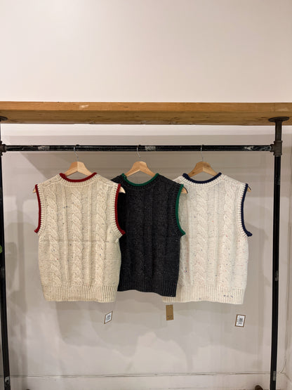 GAROM Speckled cable-knit vest