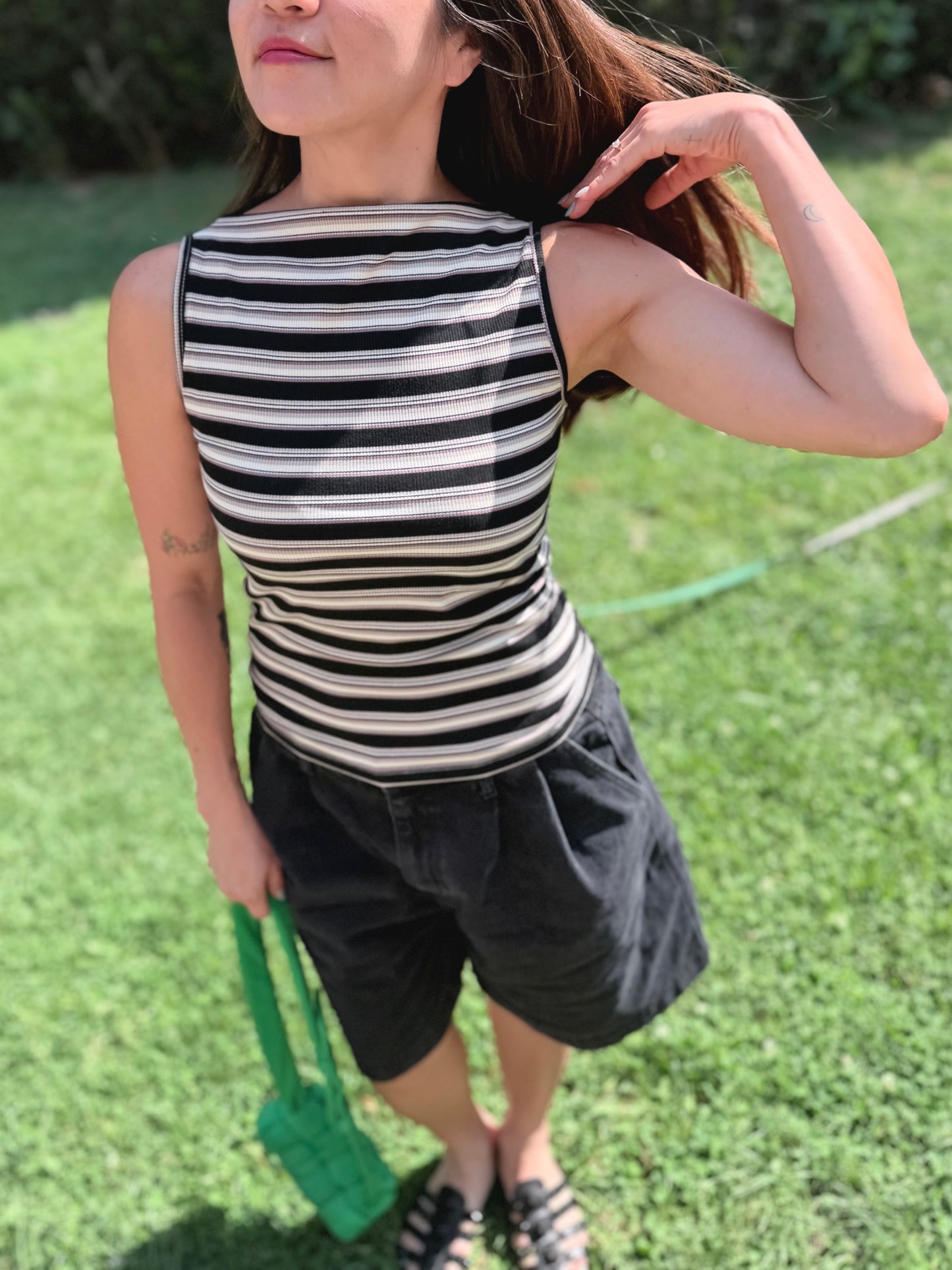 AGNES Boatneck tank