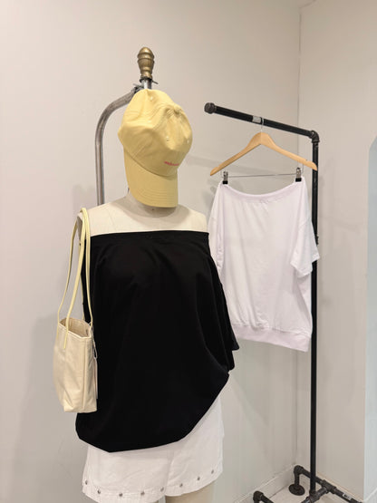 NOVA Off-shoulder tee