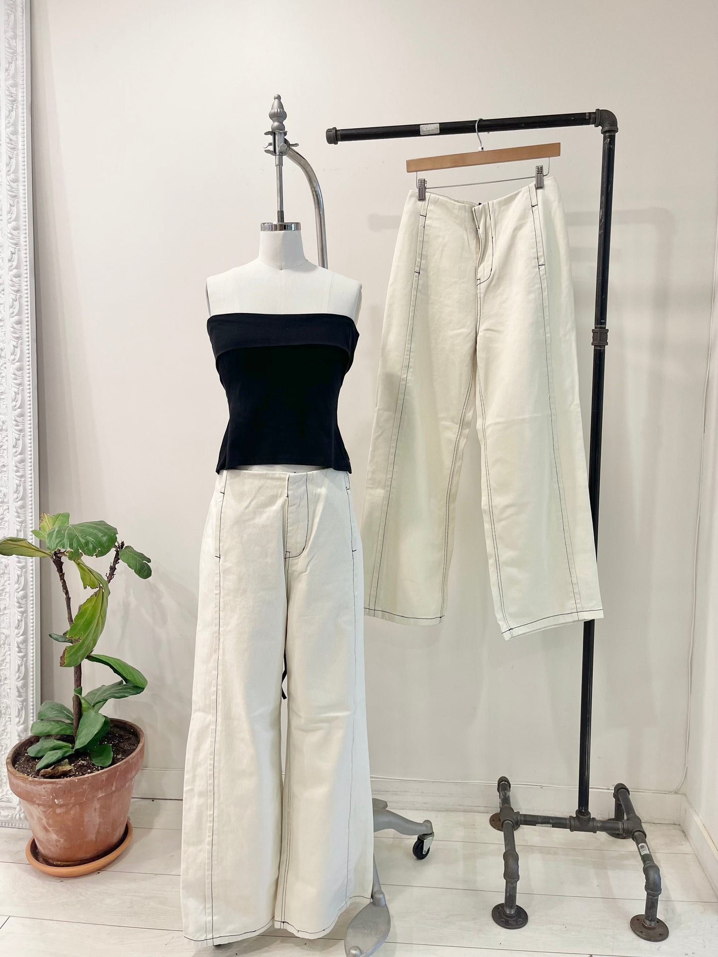 MARLO Contrast-stitch wide-leg pants