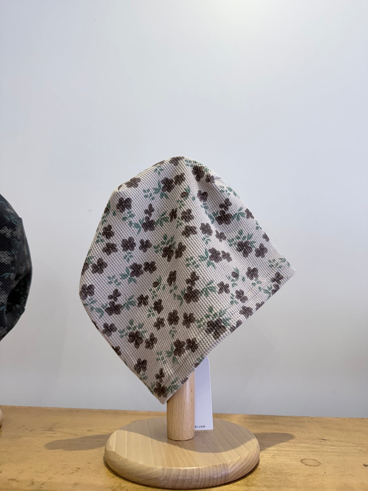 POSY Flower beanie
