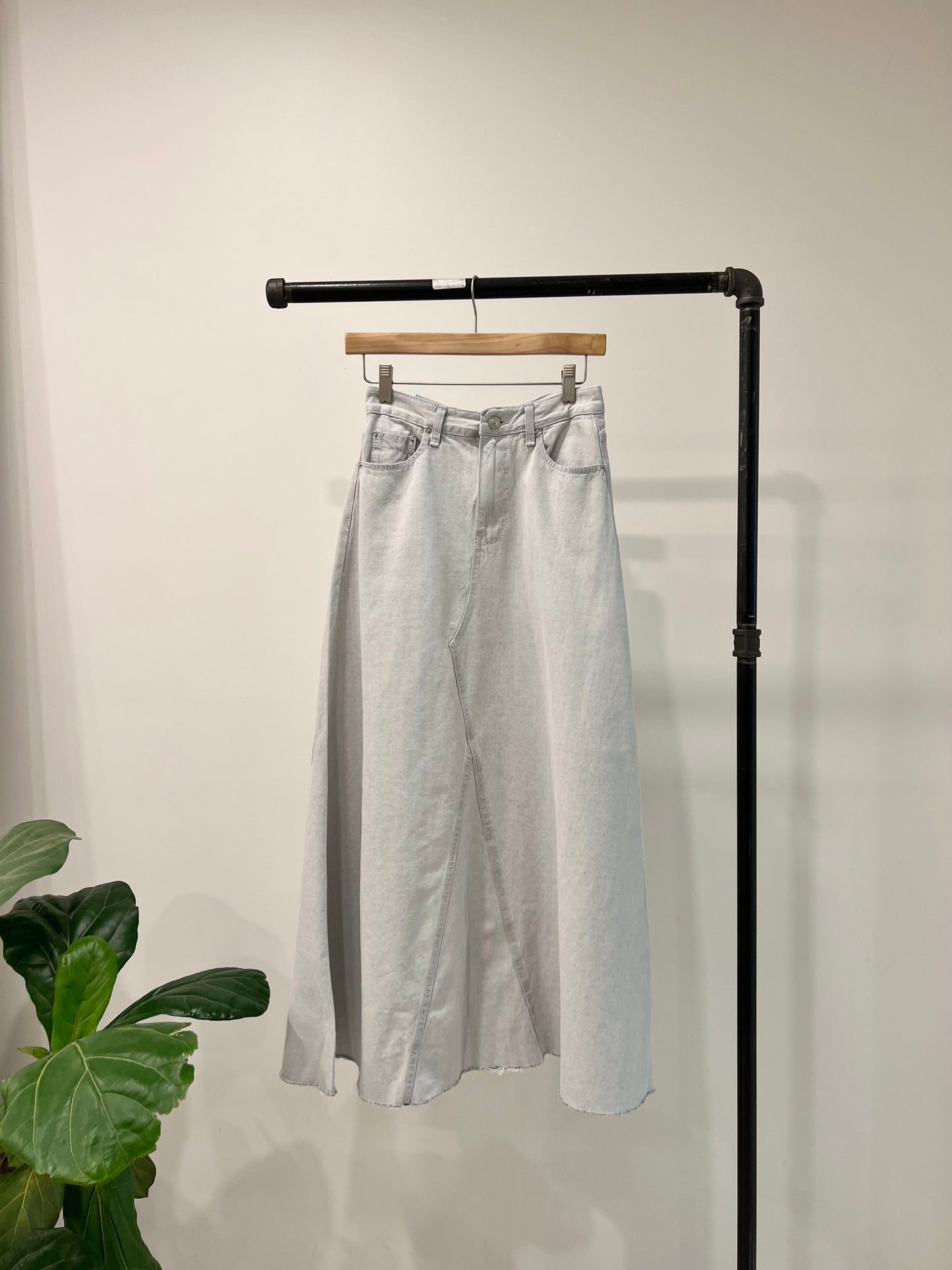 NAIM Faded jean skirt