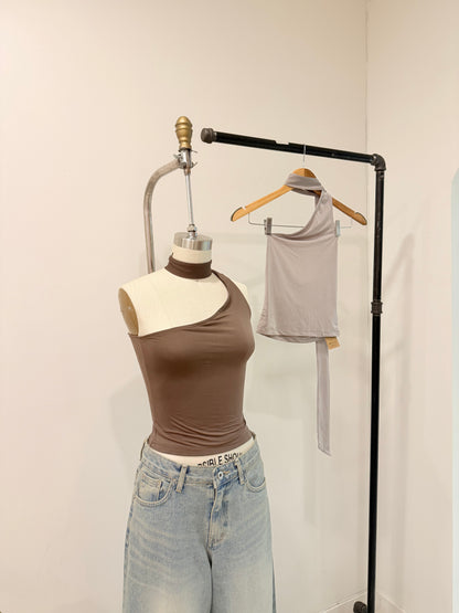 ZAMO One shoulder choker top