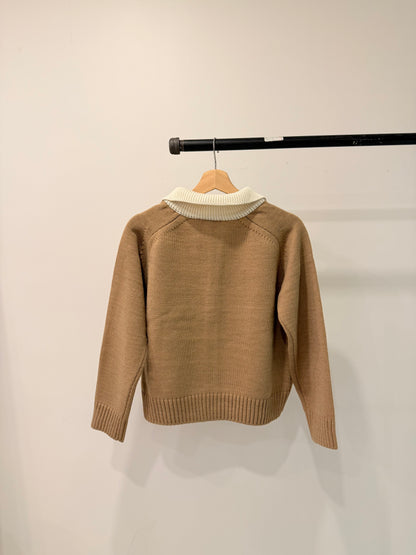 TAKE Contrast collar zip-up