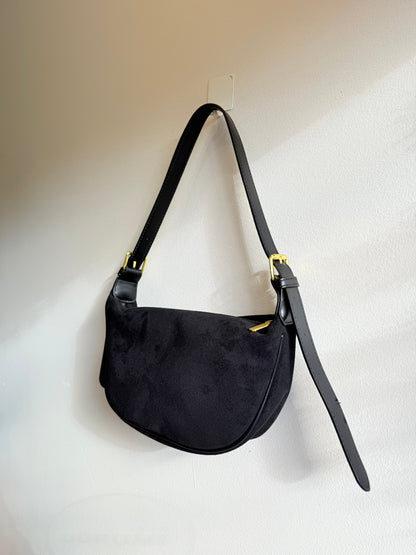PERIS Crescent bag
