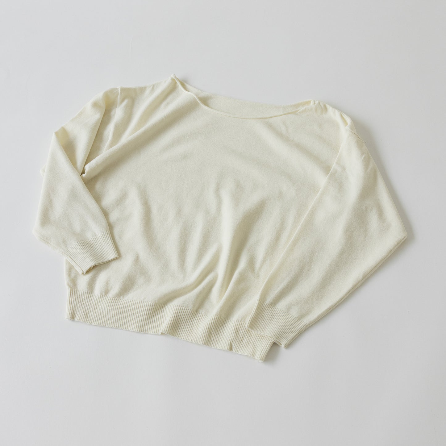 REMARK Boatneck sweater