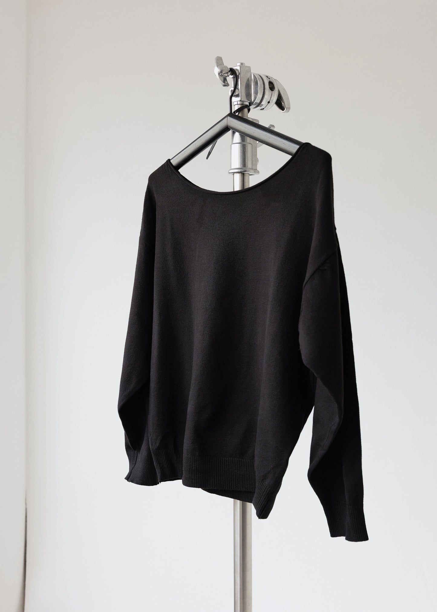 REMARK Boatneck sweater