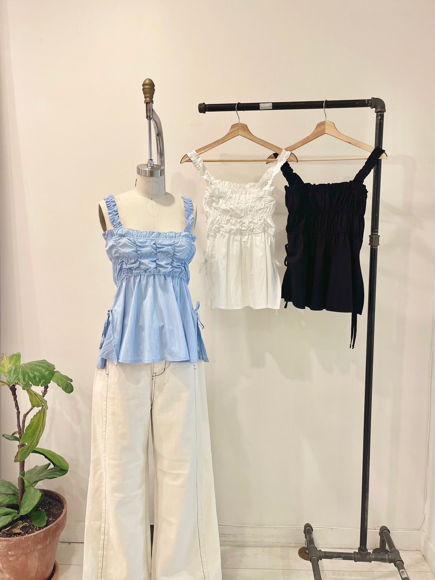 PRUE Shirred square-neck cami