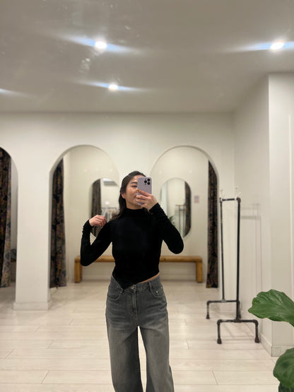 MILLIE Pointed hem turtleneck top