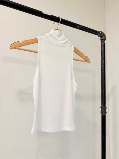 KEIRA Soft basic turtleneck