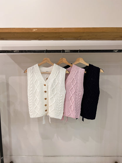 POPOP Cable-knit vest