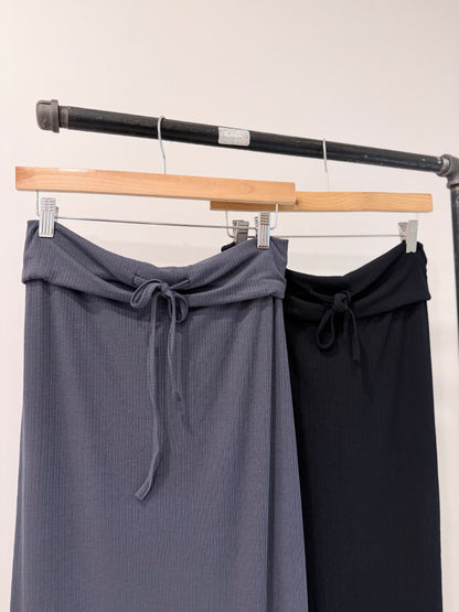 NAOMI Fold-over skirt