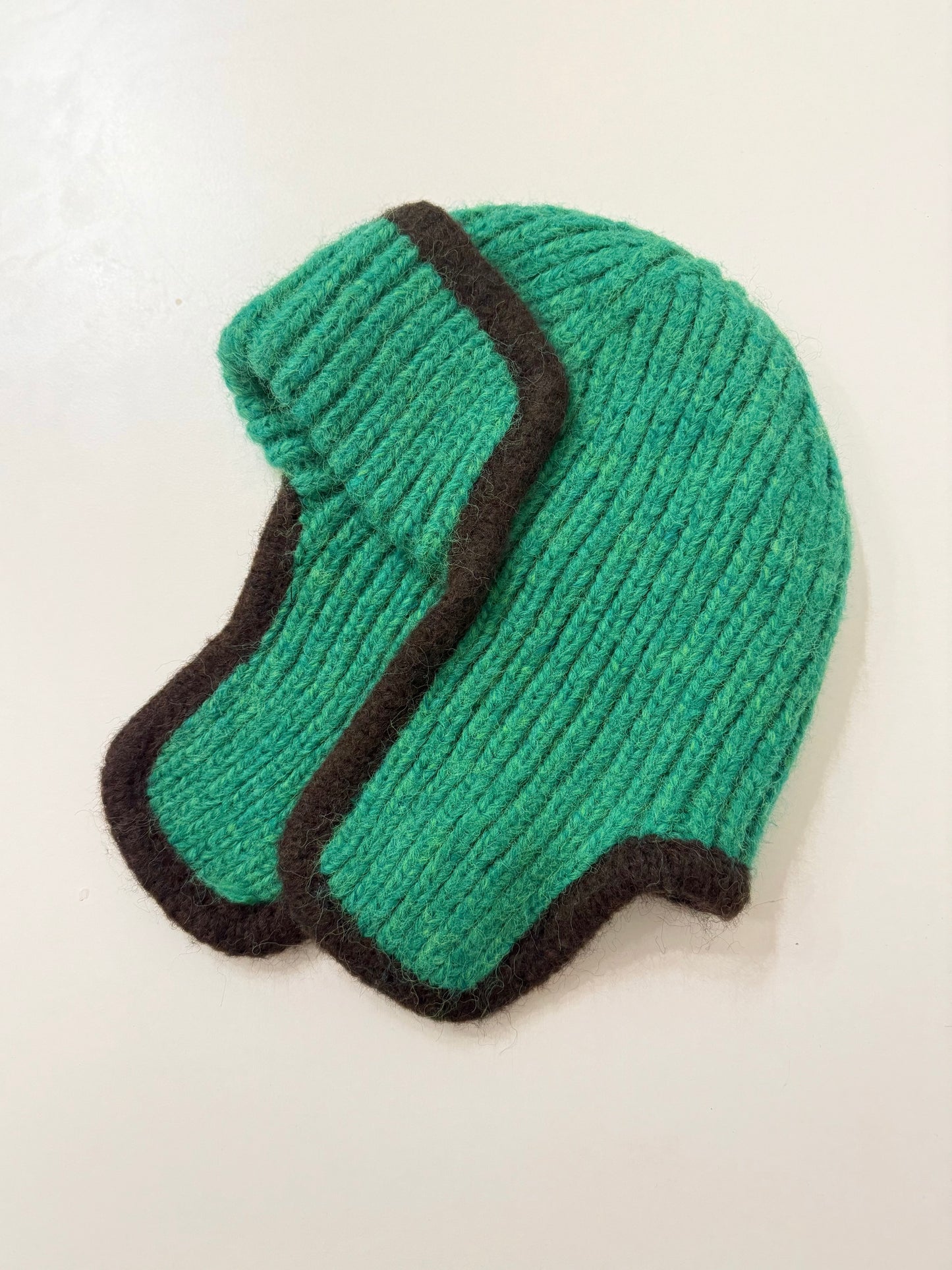 BREATH Earflap beanie