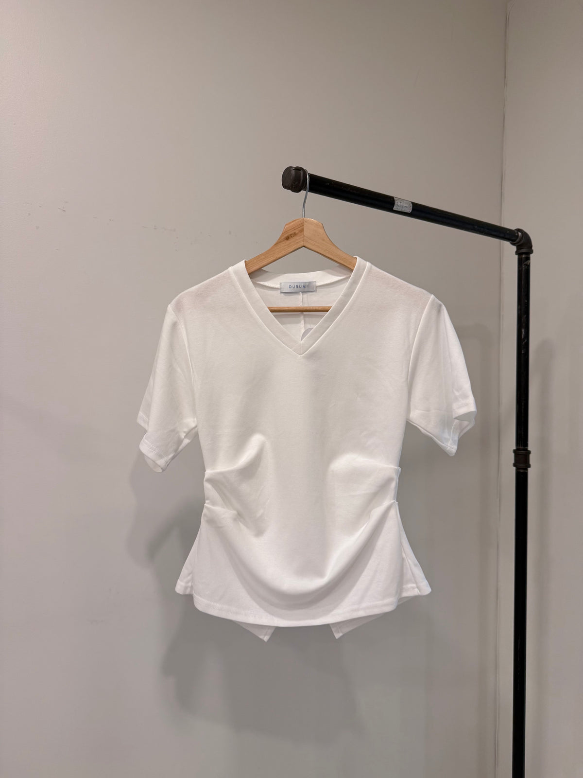 SYBIL V-neck tee