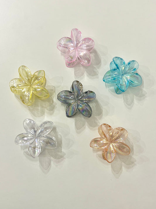 BEACH Flower hair claws