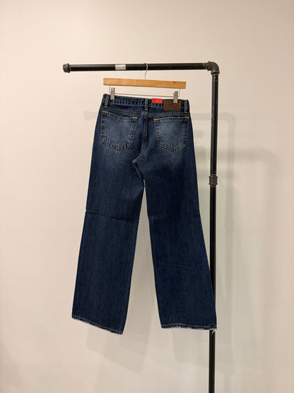 CLOSER Low rise jeans