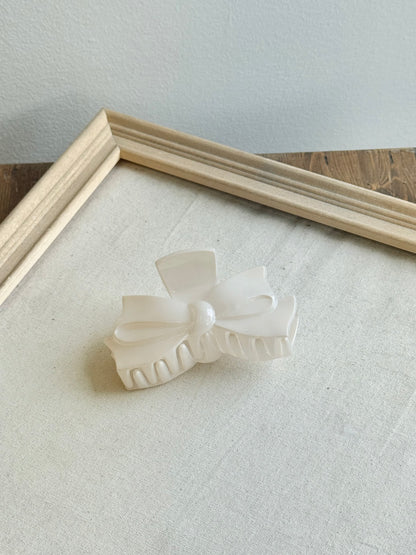 FRILL Bow clip