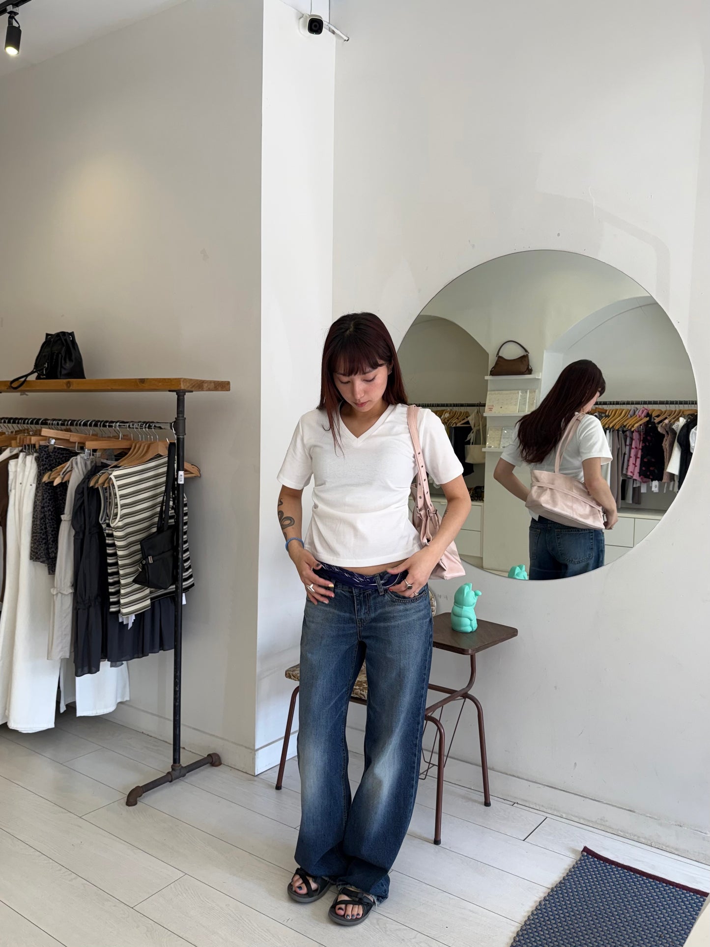 SYBIL V-neck tee