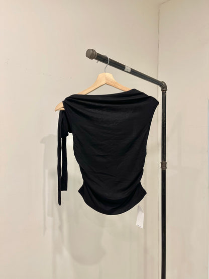 SUNNY Off shoulder top