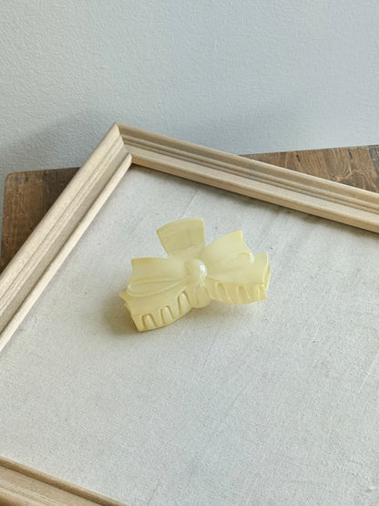 FRILL Bow clip
