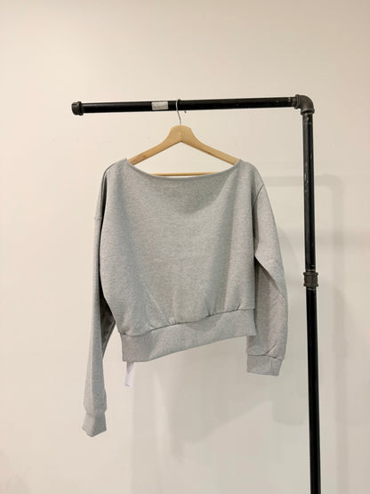 BOTA Off shoulder sweatshirt