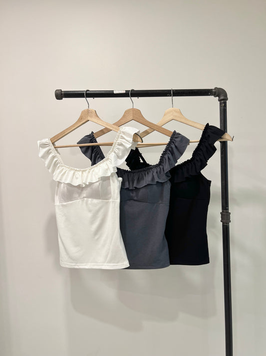 POZE Ruffle tank top