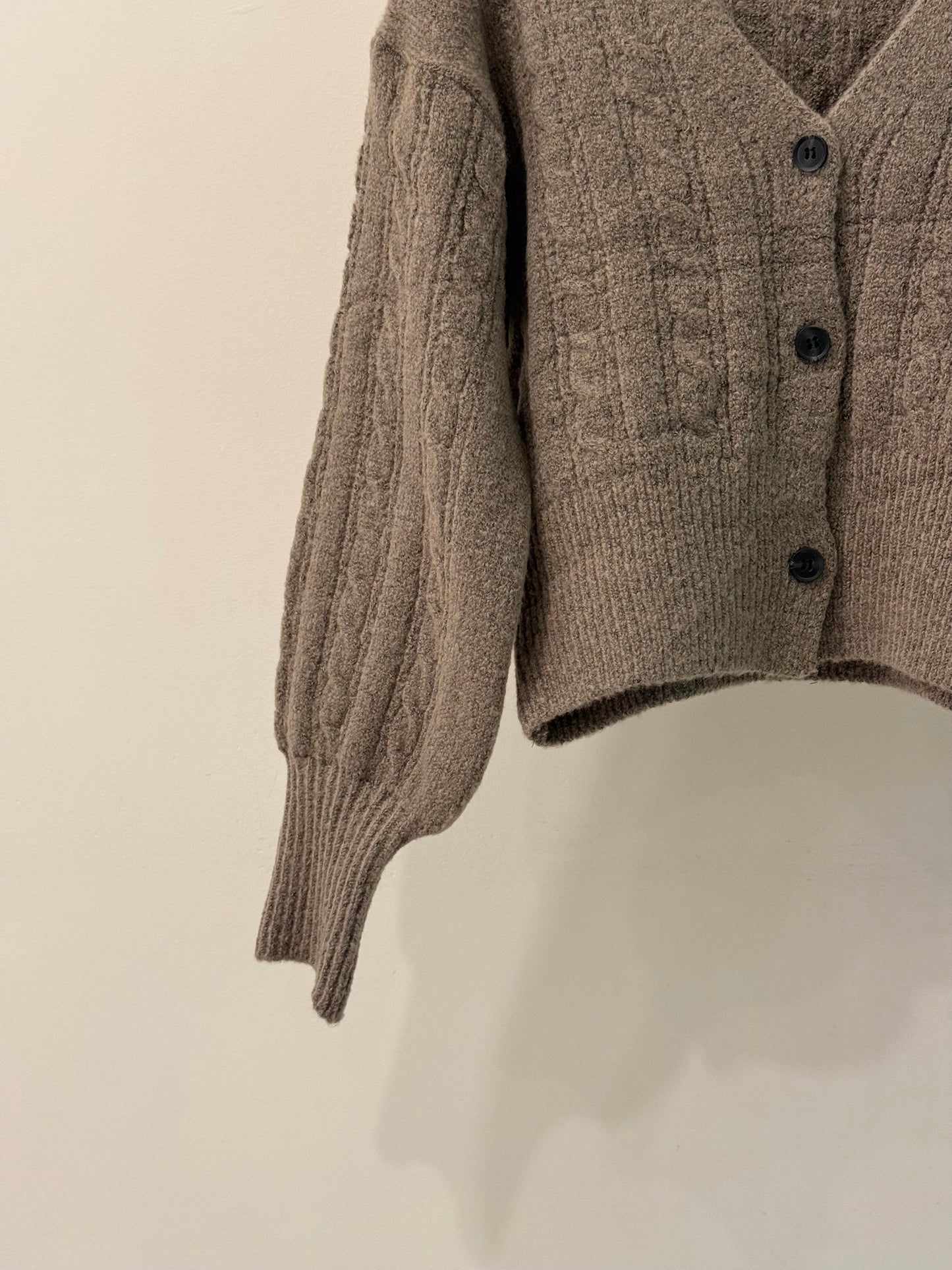 TIDE Cable-knit cardigan