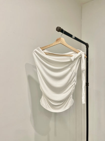SUNNY Off shoulder top